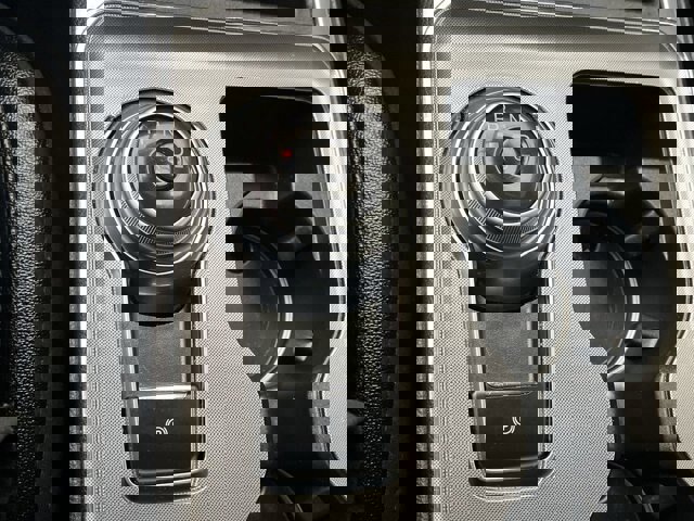 Certified 2024 Ford Edge Titanium image 25