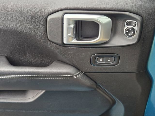 Used 2020 Jeep Wrangler Unlimited Sahara AWD/4WD image 22