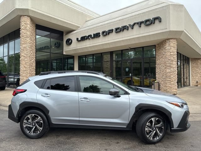 Used 2025 Subaru Crosstrek 2.5i Premium AWD/4WD image 2