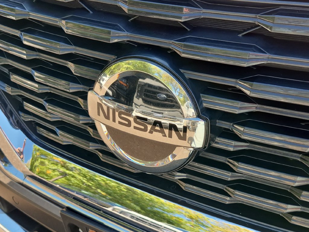 Used 2021 Nissan Rogue Platinum AWD/4WD image 32