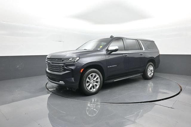 Used 2023 Chevrolet Suburban Premier AWD/4WD image 4