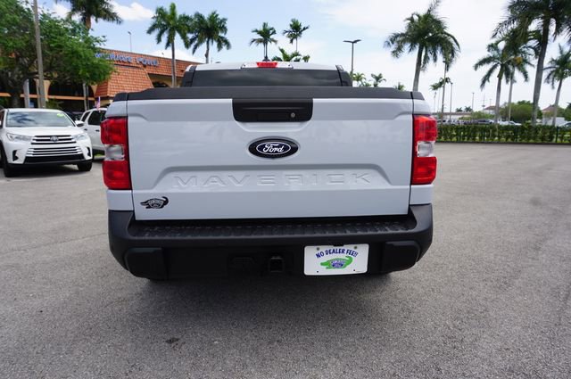 Certified 2025 Ford Maverick XLT w/ XLT Luxury Package AWD/4WD image 2