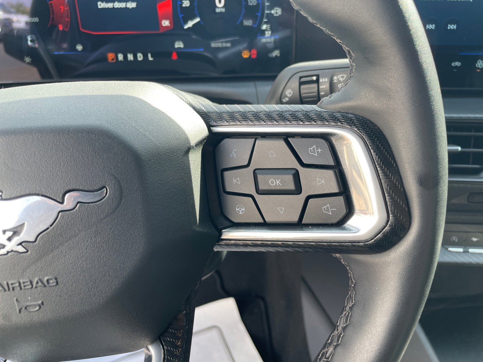 Certified 2025 Ford Mustang Coupe RWD image 18
