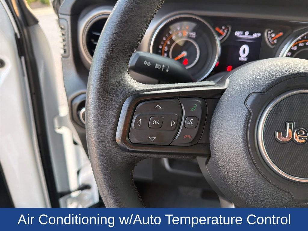 Used 2023 Jeep Gladiator Sport image 18