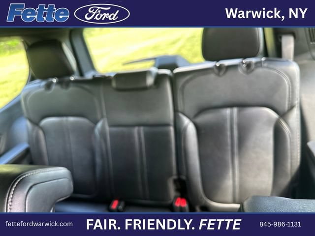 Used 2024 Jeep Wagoneer Series II w/ Flexible Seating Group AWD/4WD image 16