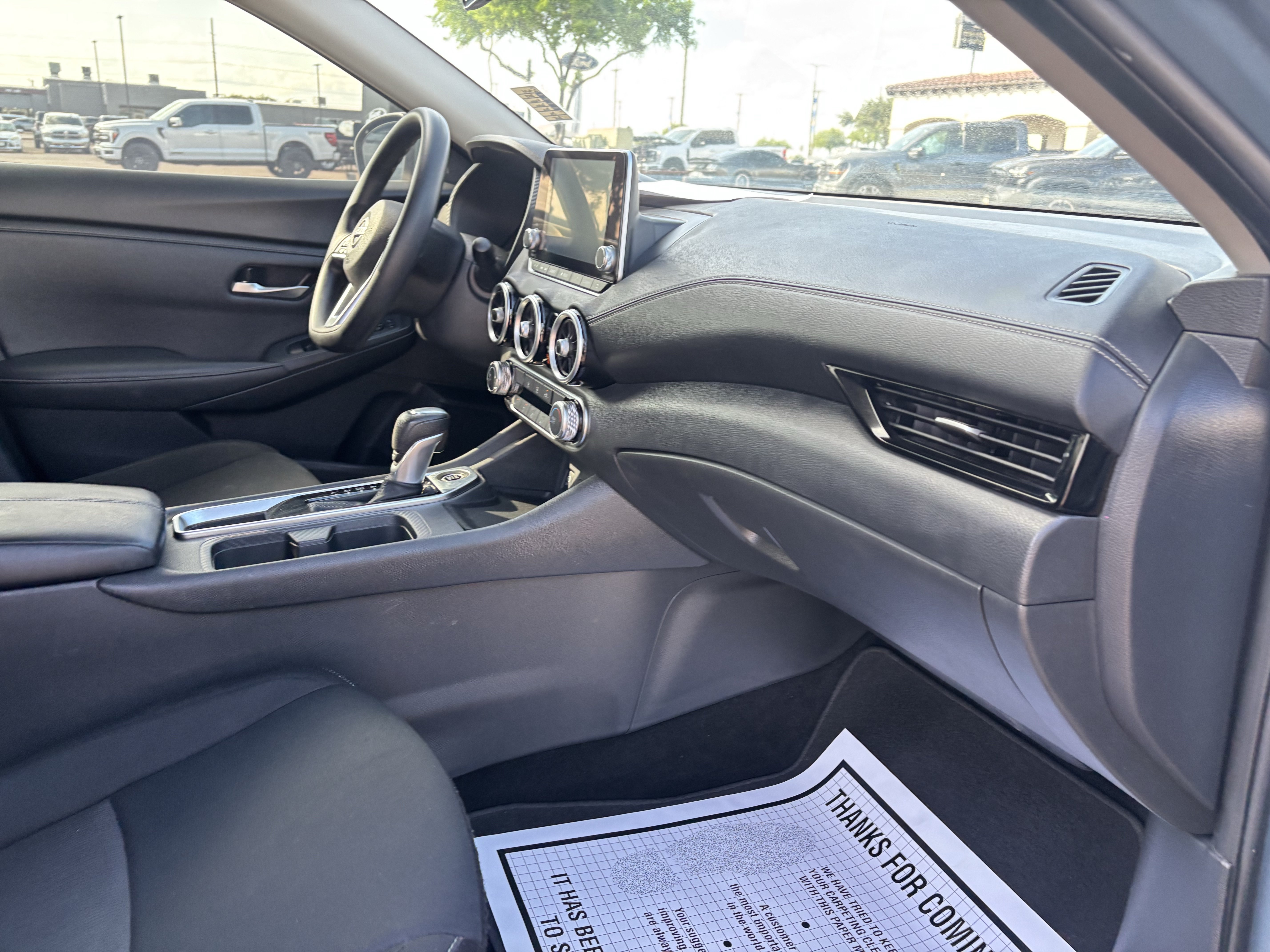 Used 2025 Nissan Sentra SV FWD image 25