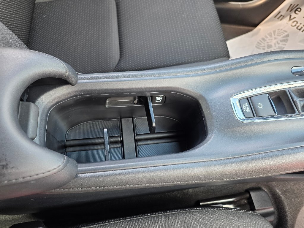 Used 2020 Honda HR-V Sport image 18