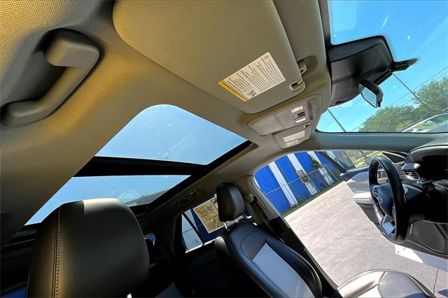 Certified 2022 Ford Explorer XLT w/ Equipment Group 202A image 22