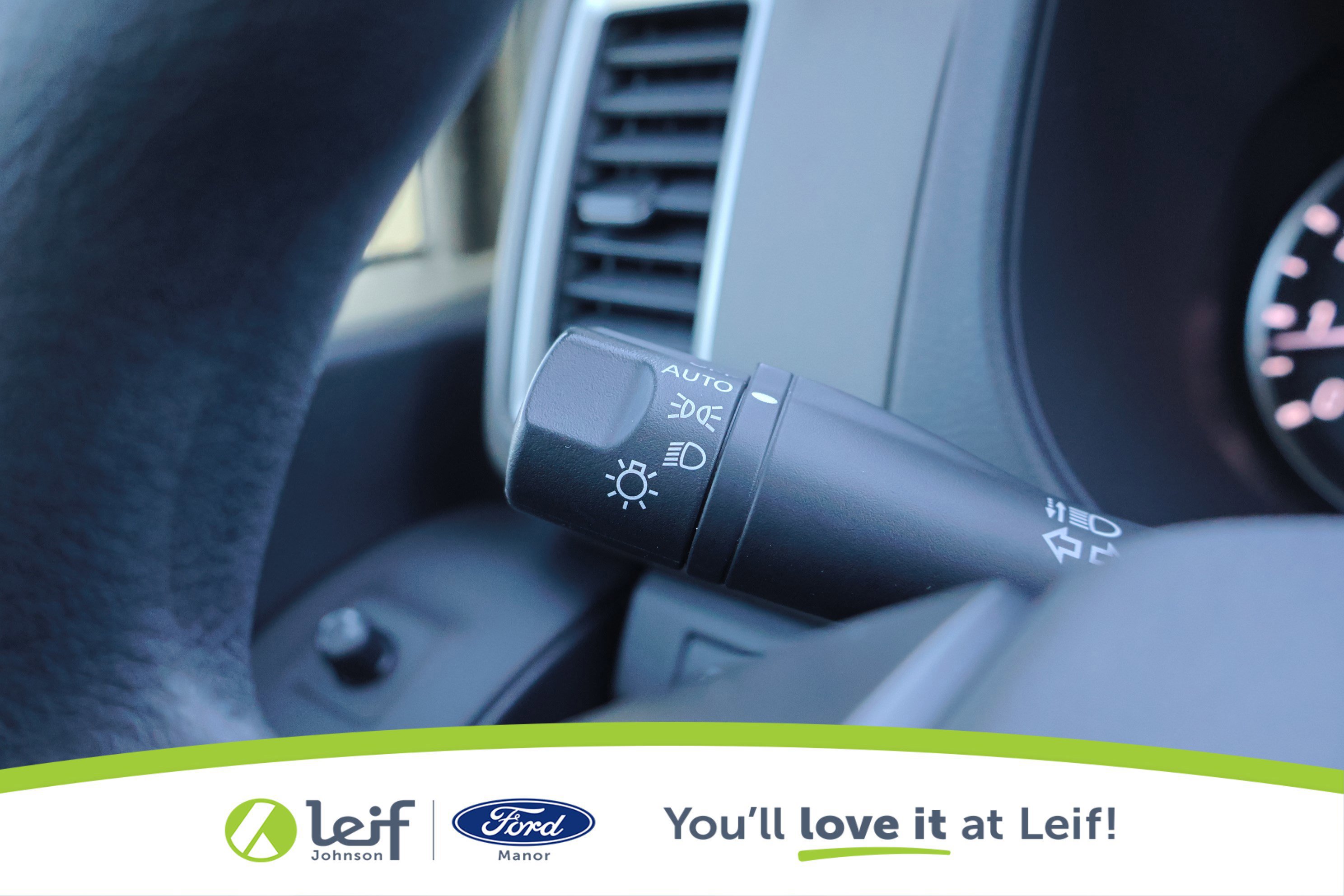 Used 2022 Nissan Frontier SV w/ Technology Package image 17