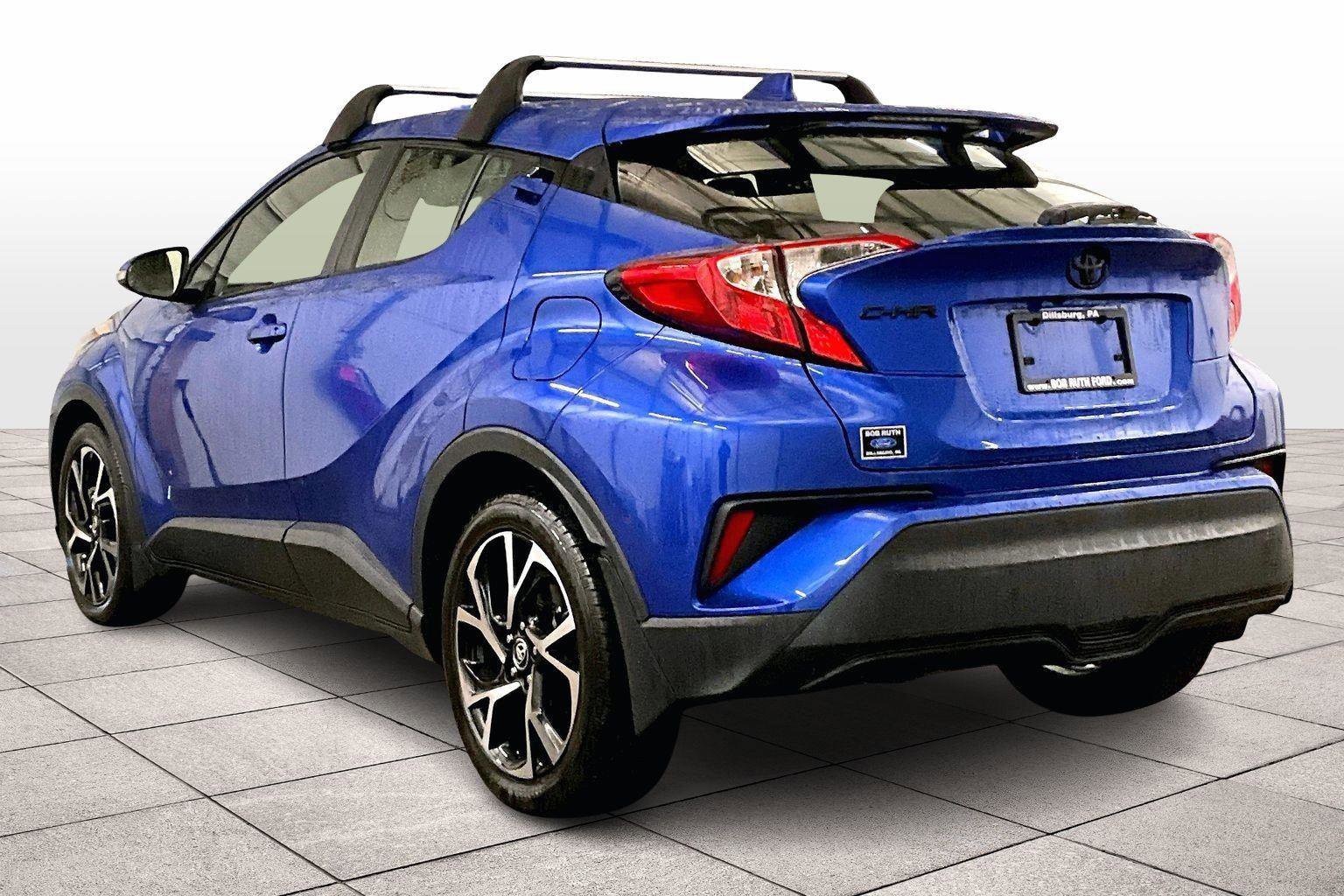 Used 2020 Toyota C-HR XLE image 4