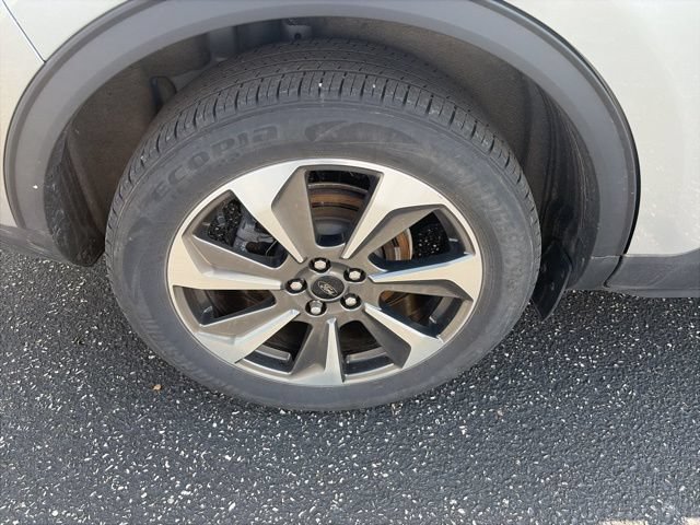Certified 2023 Ford Escape Platinum AWD/4WD image 9