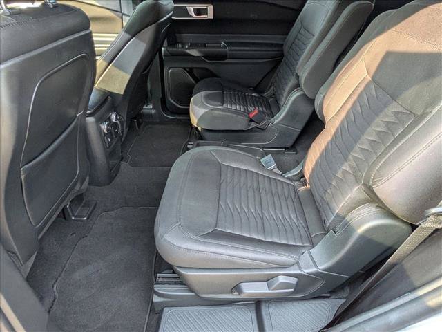 Certified 2020 Ford Explorer XLT RWD image 17