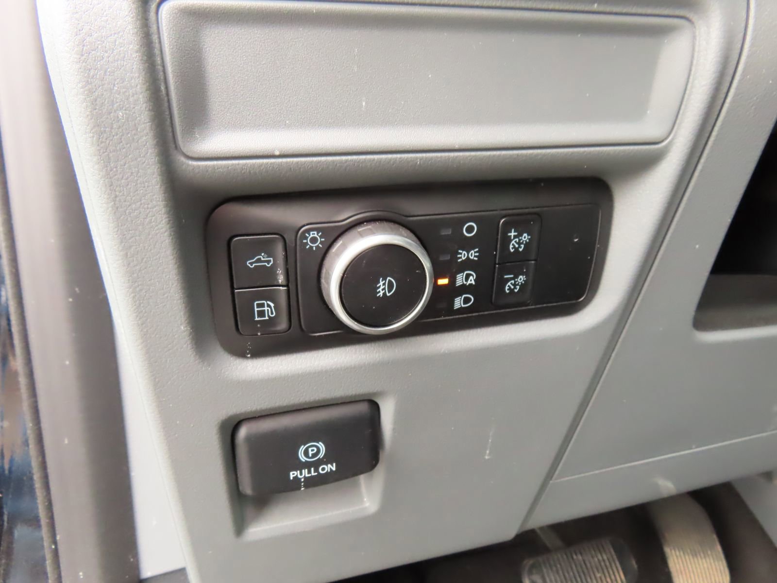 Certified 2024 Ford F150 XLT w/ Mobile Office Package image 14