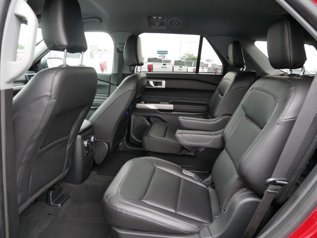 Certified 2022 Ford Explorer XLT w/ Equipment Group 202A AWD/4WD image 12