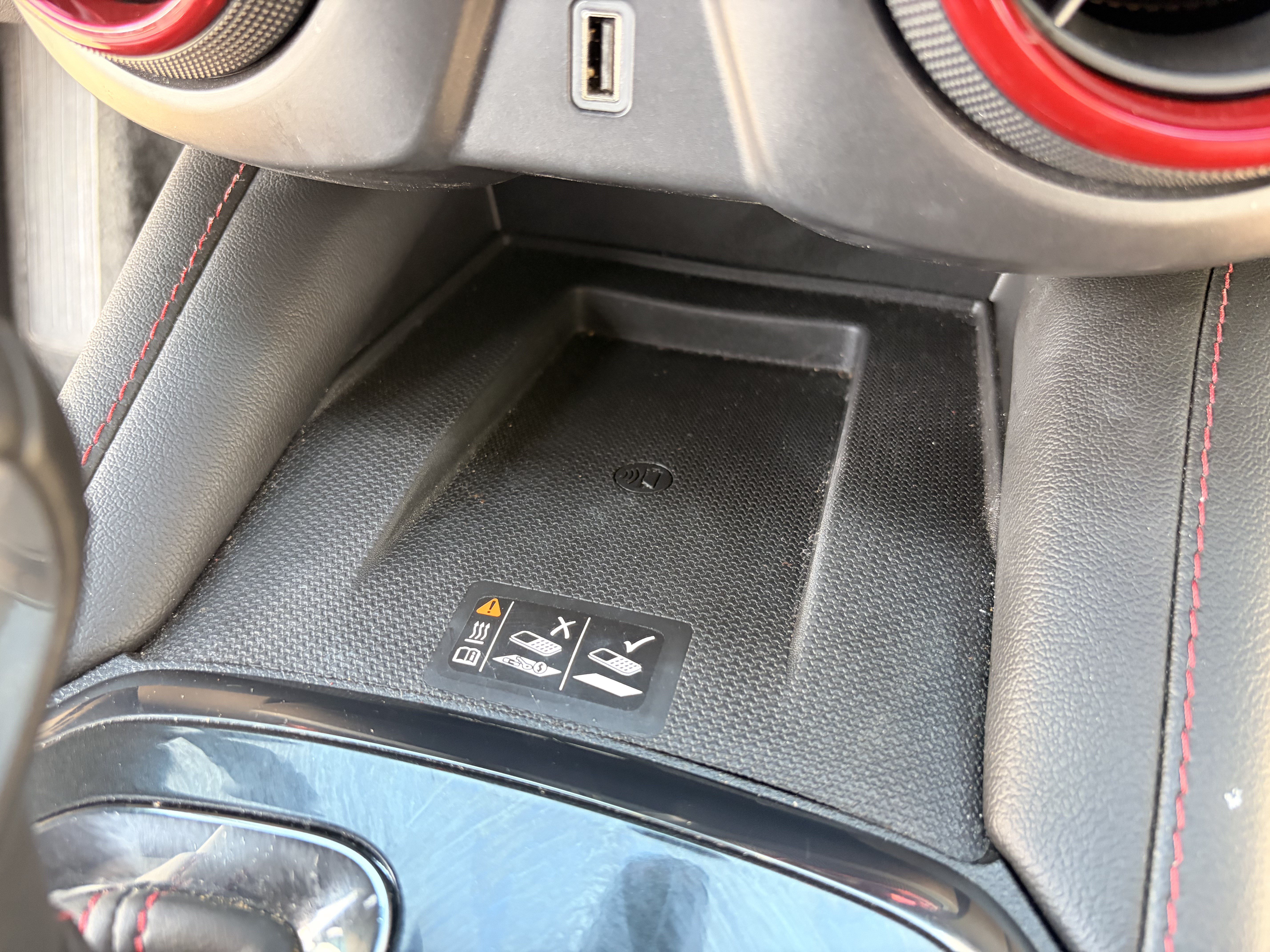 Used 2025 Chevrolet Blazer RS FWD image 27
