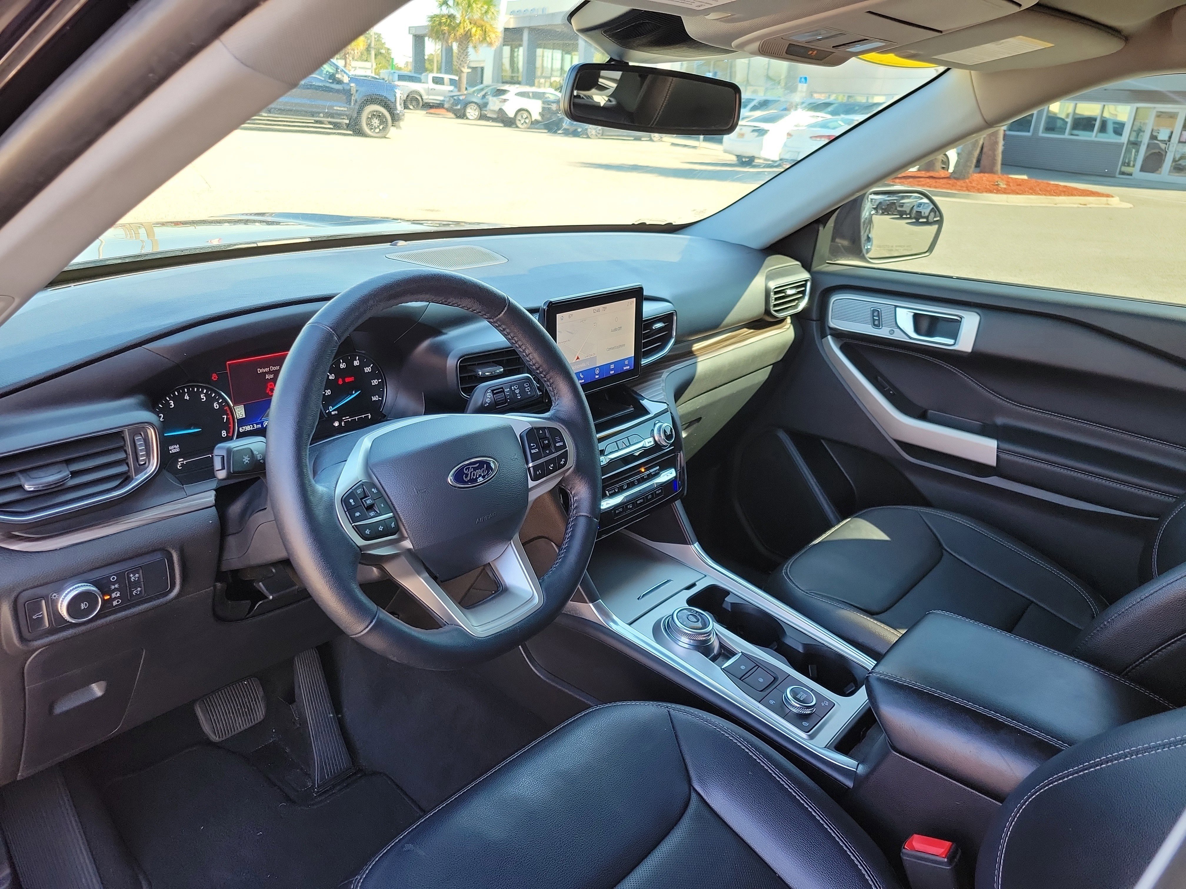 Certified 2022 Ford Explorer Limited image 7