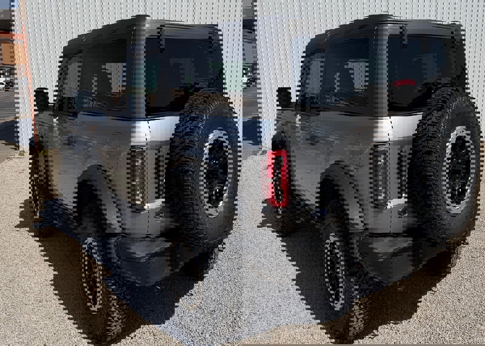 Certified 2023 Ford Bronco Badlands w/ Sasquatch Package image 3