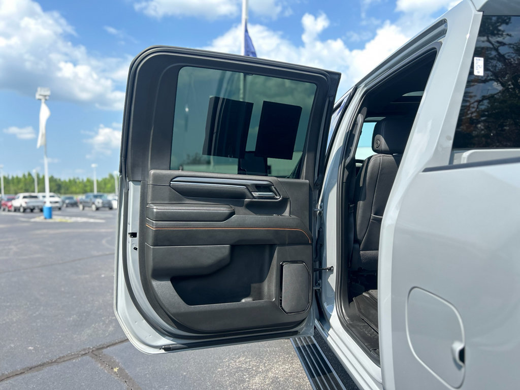 Used 2024 GMC Sierra 2500 AT4 w/ AT4 Premium Plus Package AWD/4WD image 21