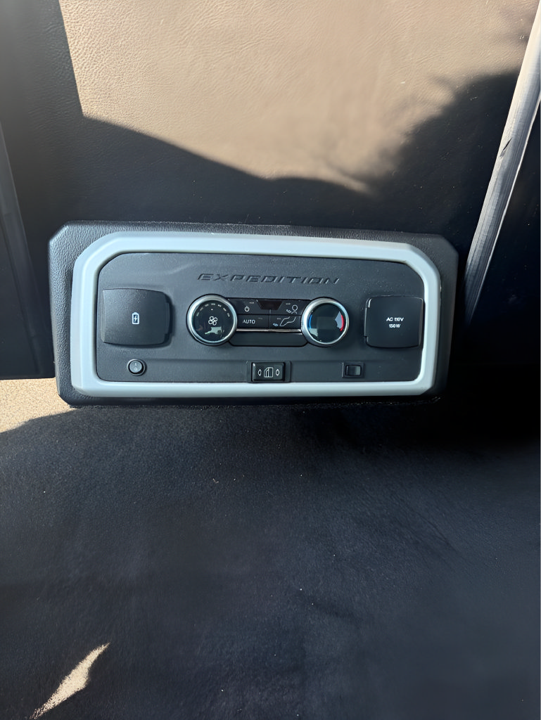 Certified 2024 Ford Expedition Max XLT AWD/4WD image 7