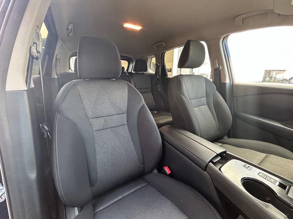 Used 2025 Nissan Rogue SV FWD image 26