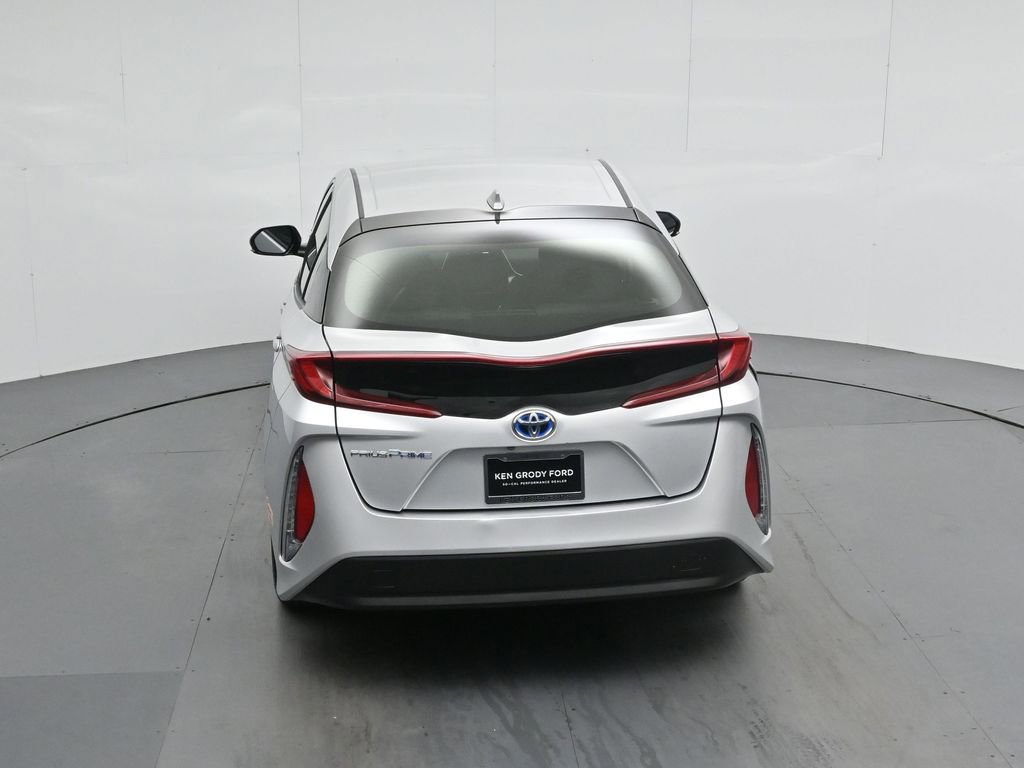 Used 2018 Toyota Prius Prime Plus w/ Carpet Mat Package FWD image 35