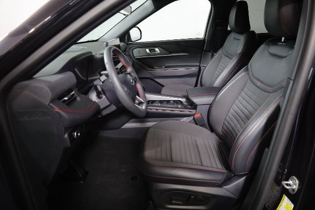 Certified 2026 Ford Explorer ST-Line AWD/4WD image 9