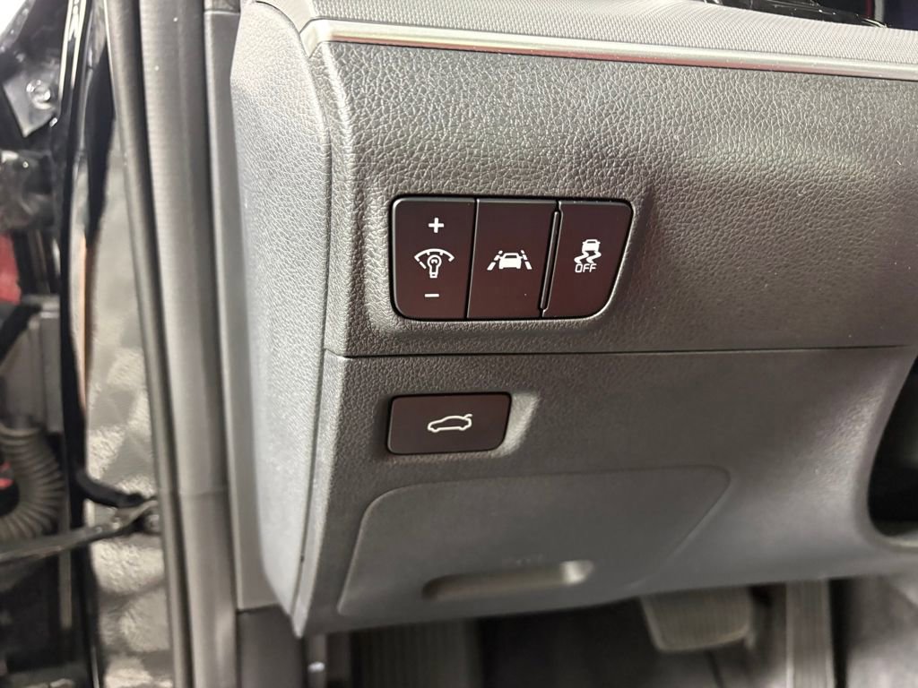 Used 2023 Kia K5 GT-Line image 14