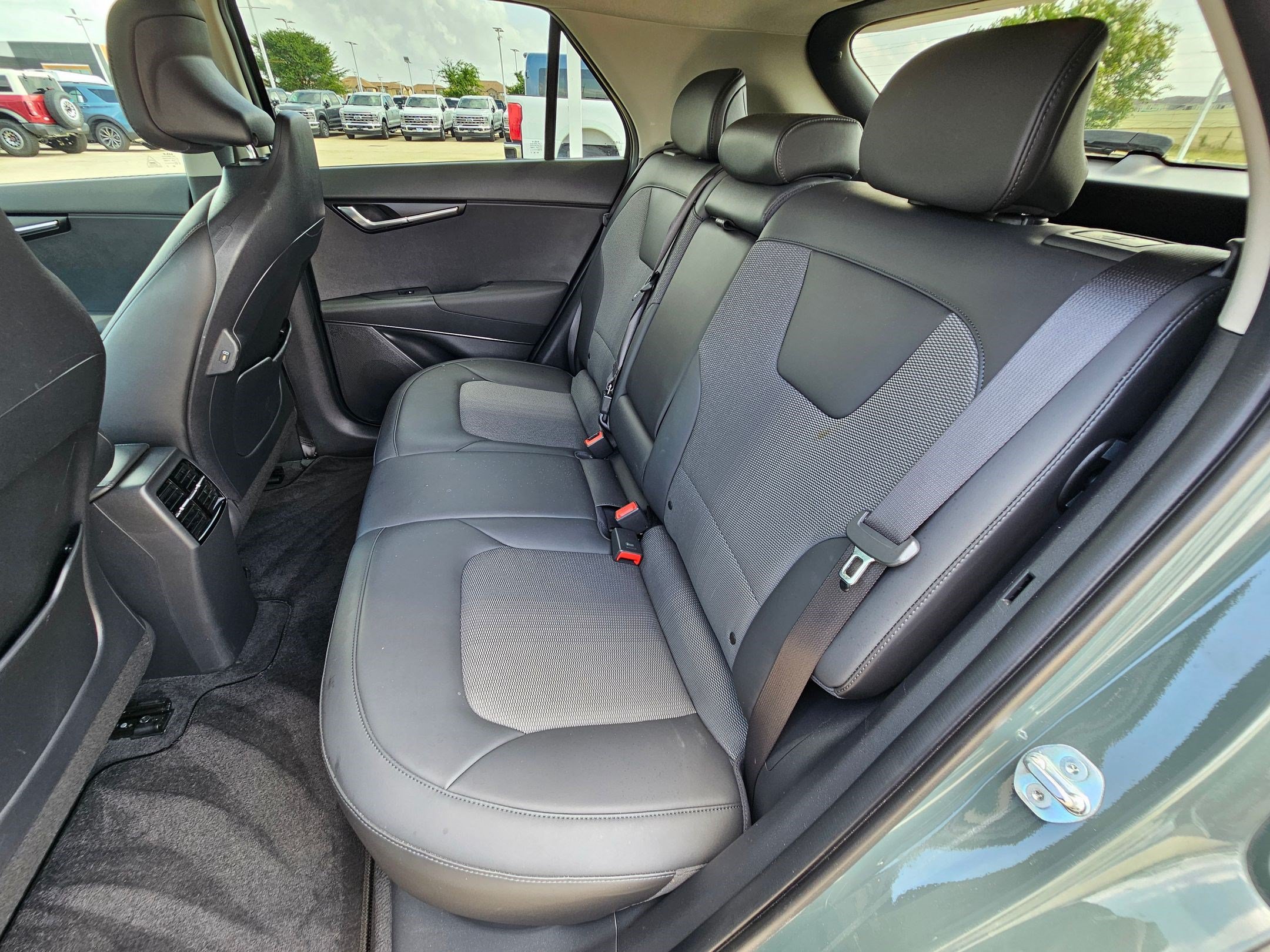 Used 2024 Kia Niro Wind FWD image 29