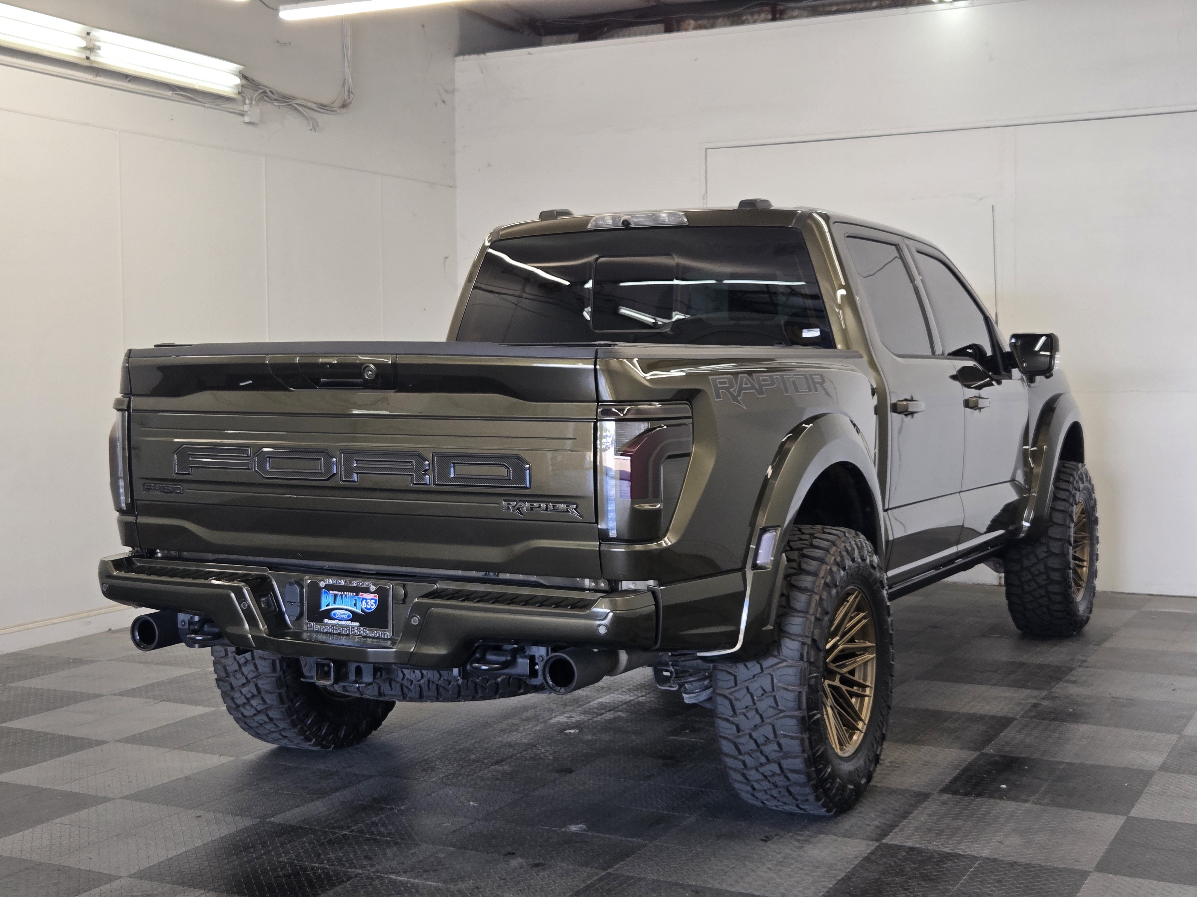 Certified 2025 Ford F150 Raptor w/ Equipment Group 803A Raptor R AWD/4WD image 7