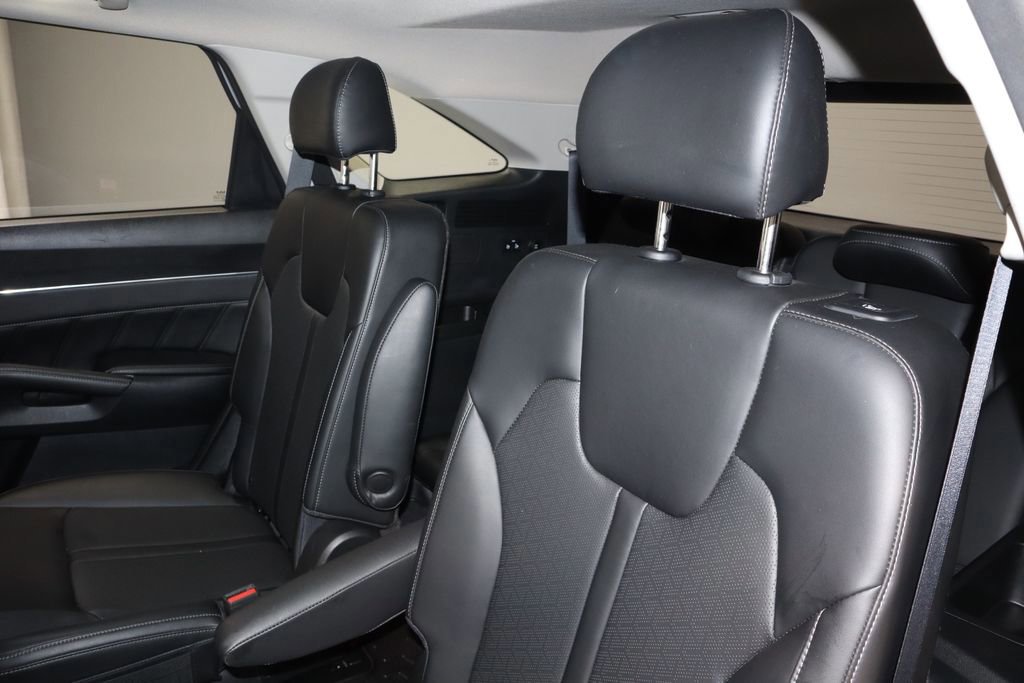 Used 2023 Kia Sorento SX image 23