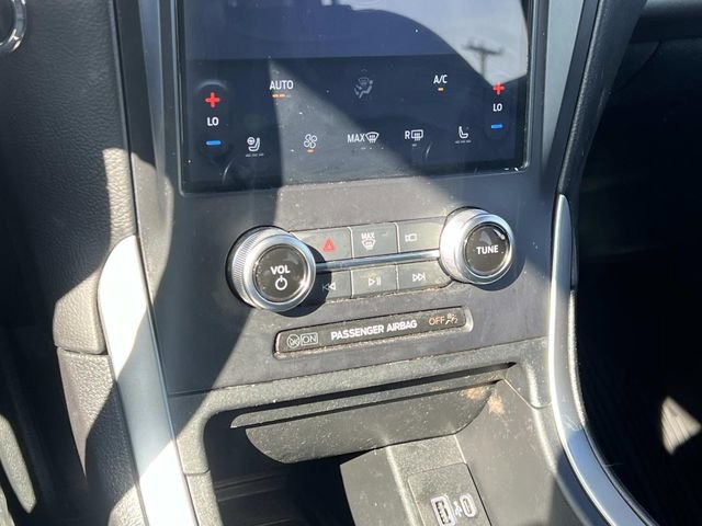 Certified 2024 Ford Edge SEL w/ Sport Appearance Package AWD/4WD image 25