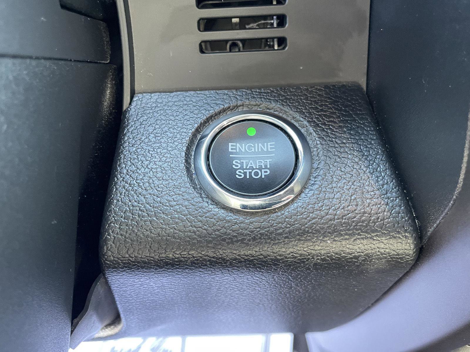 Certified 2020 Ford Expedition Limited AWD/4WD image 19