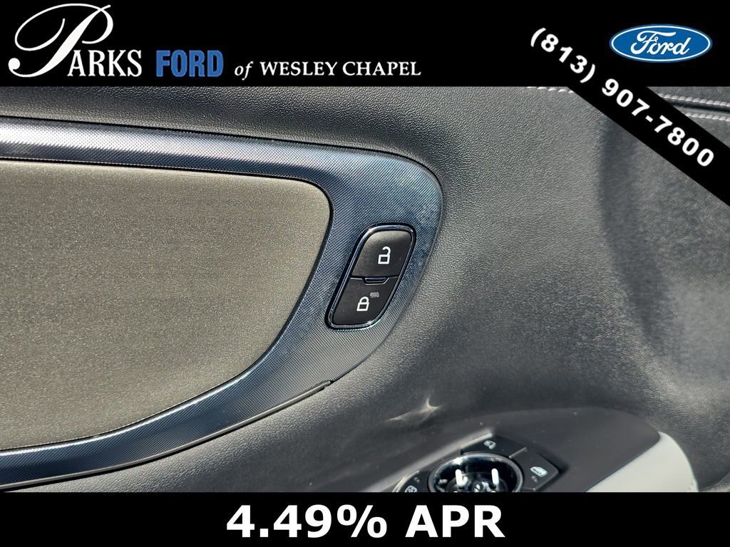 Certified 2025 Ford Expedition Platinum w/ Driver's Package image 20