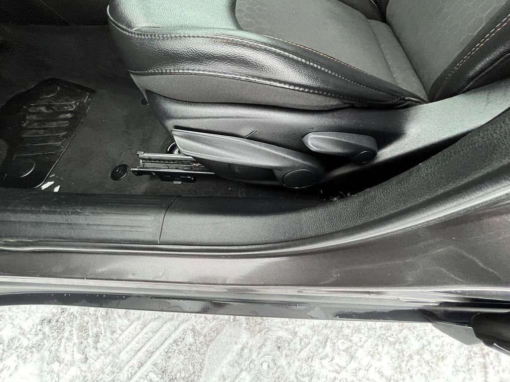 Used 2018 Jeep Compass Latitude image 9