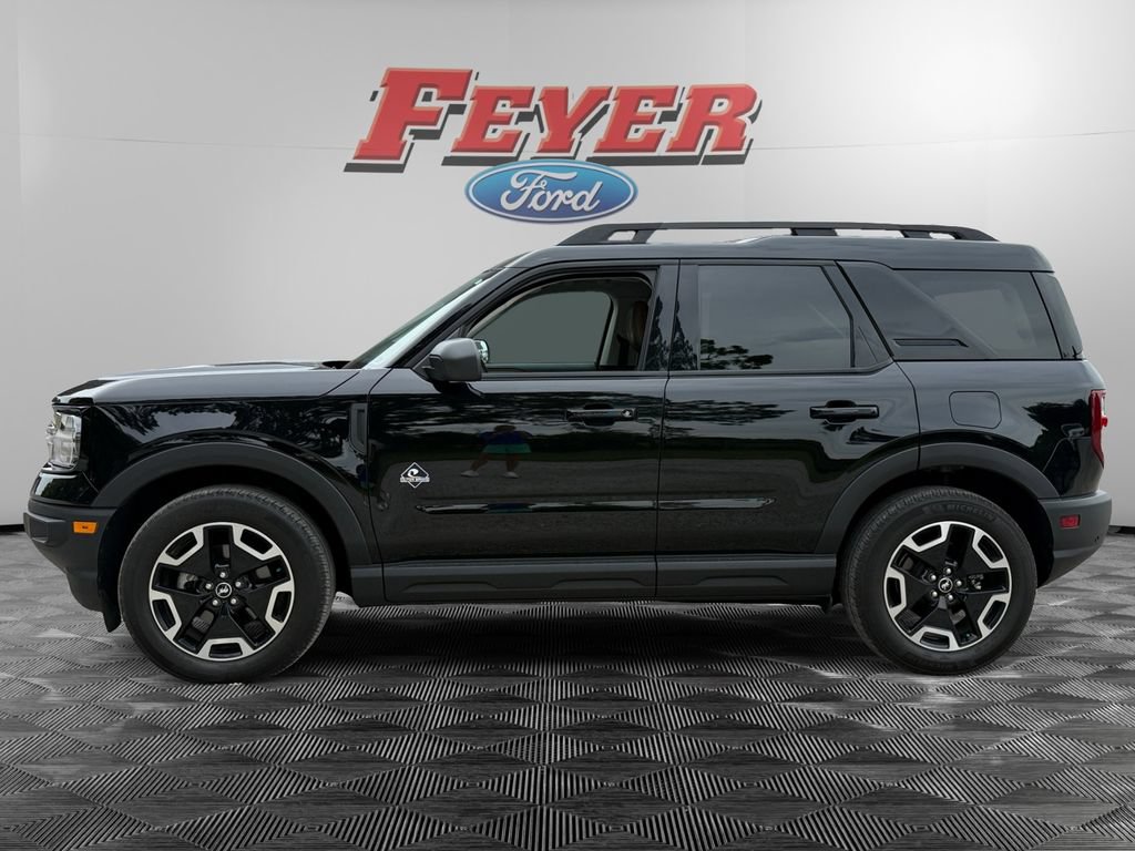 Certified 2023 Ford Bronco Sport Outer Banks w/ Tech Package AWD/4WD image 2