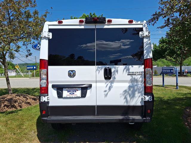 Used 2025 RAM ProMaster 2500 w/ U-Haul Equipment Group FWD image 13