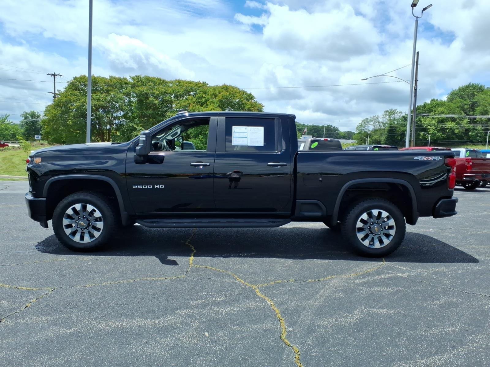 Used 2023 Chevrolet Silverado 2500 Custom w/ Custom Convenience Package AWD/4WD image 5