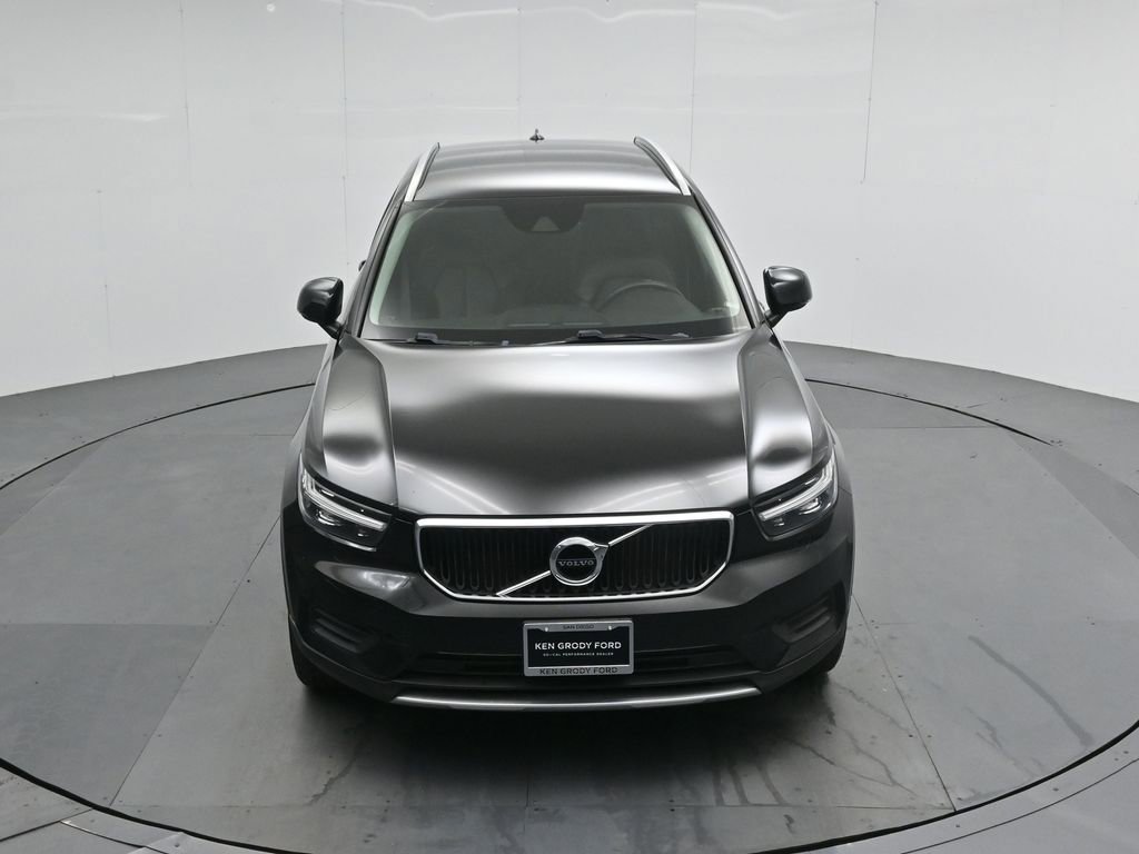 Used 2022 Volvo XC40 T5 Momentum image 35