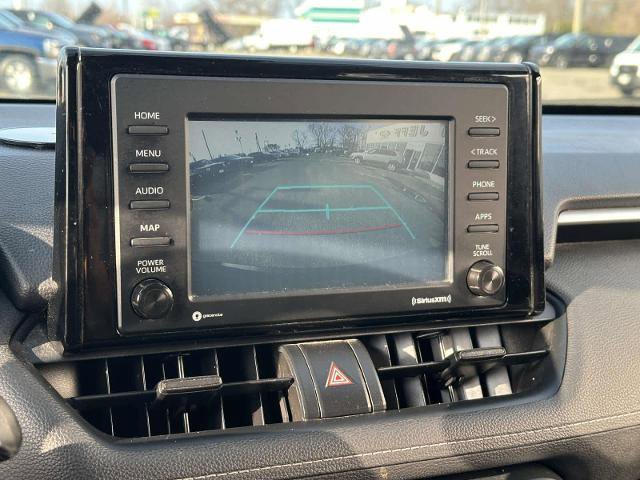 Used 2021 Toyota RAV4 XLE AWD/4WD image 35