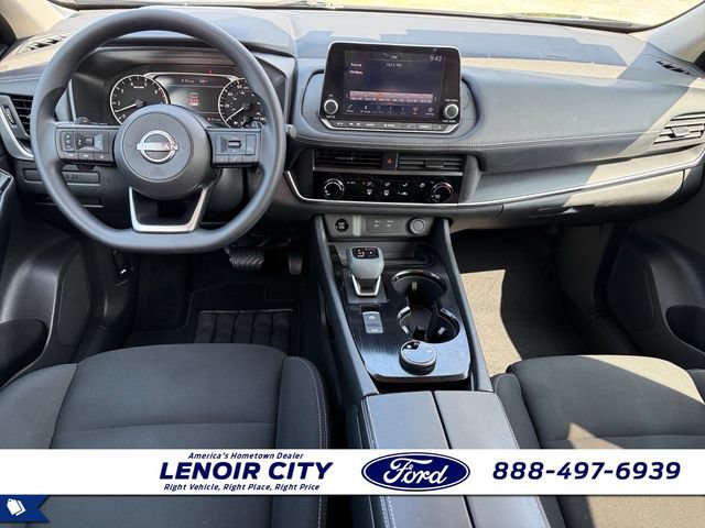 Used 2024 Nissan Rogue S AWD/4WD image 15
