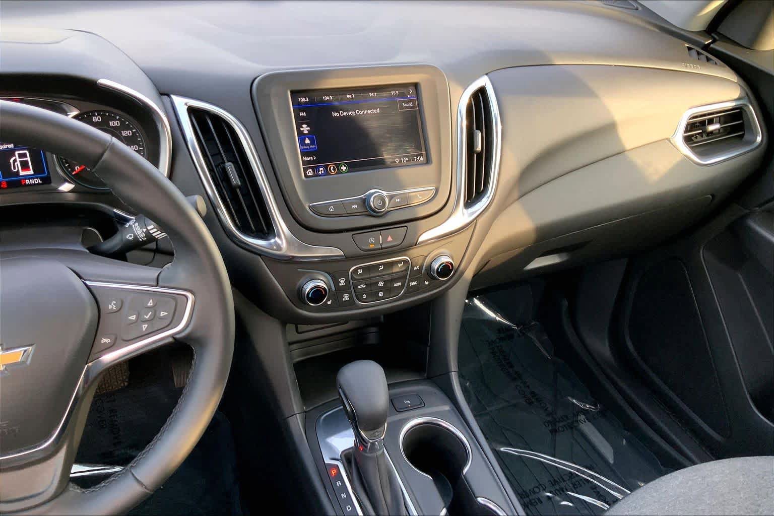 Used 2024 Chevrolet Equinox LT w/ LPO, Floor Liner Package FWD image 7