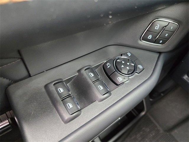 Certified 2024 Ford Expedition Platinum image 33