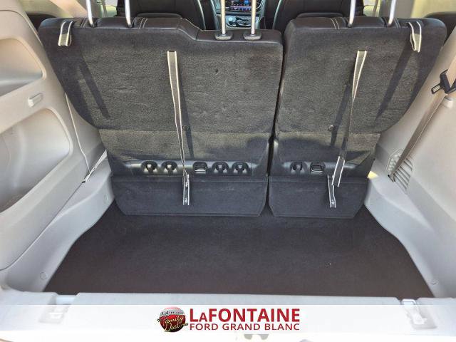 Used 2023 Chrysler Pacifica Touring-L FWD image 27