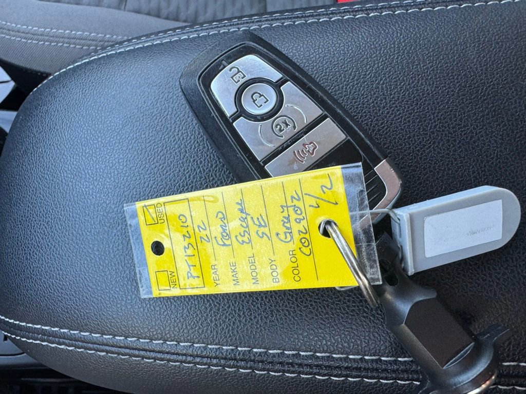 Certified 2022 Ford Escape SE w/ Cold Weather Package image 12