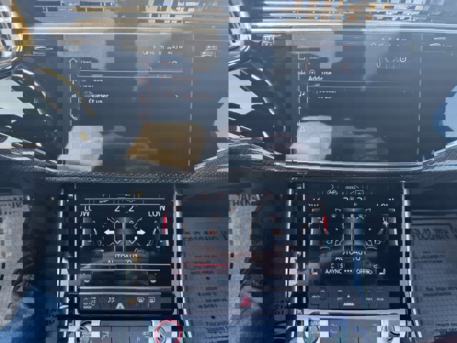 Used 2021 Audi SQ7 Premium Plus w/ Driver Assistance Package image 14