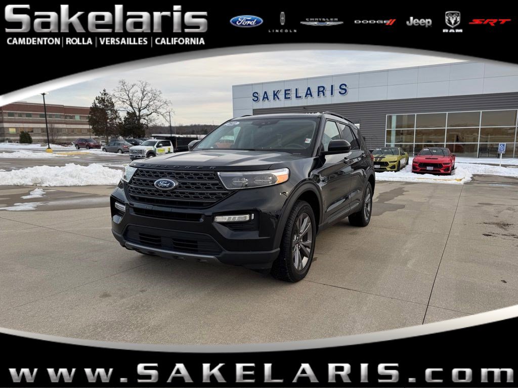 Certified 2022 Ford Explorer XLT w/ Equipment Group 202A