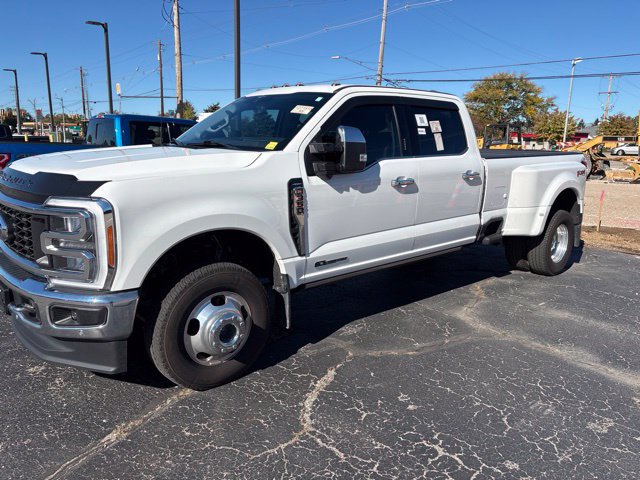 Certified 2023 Ford F350 Lariat w/ Lariat Ultimate Package AWD/4WD image 9