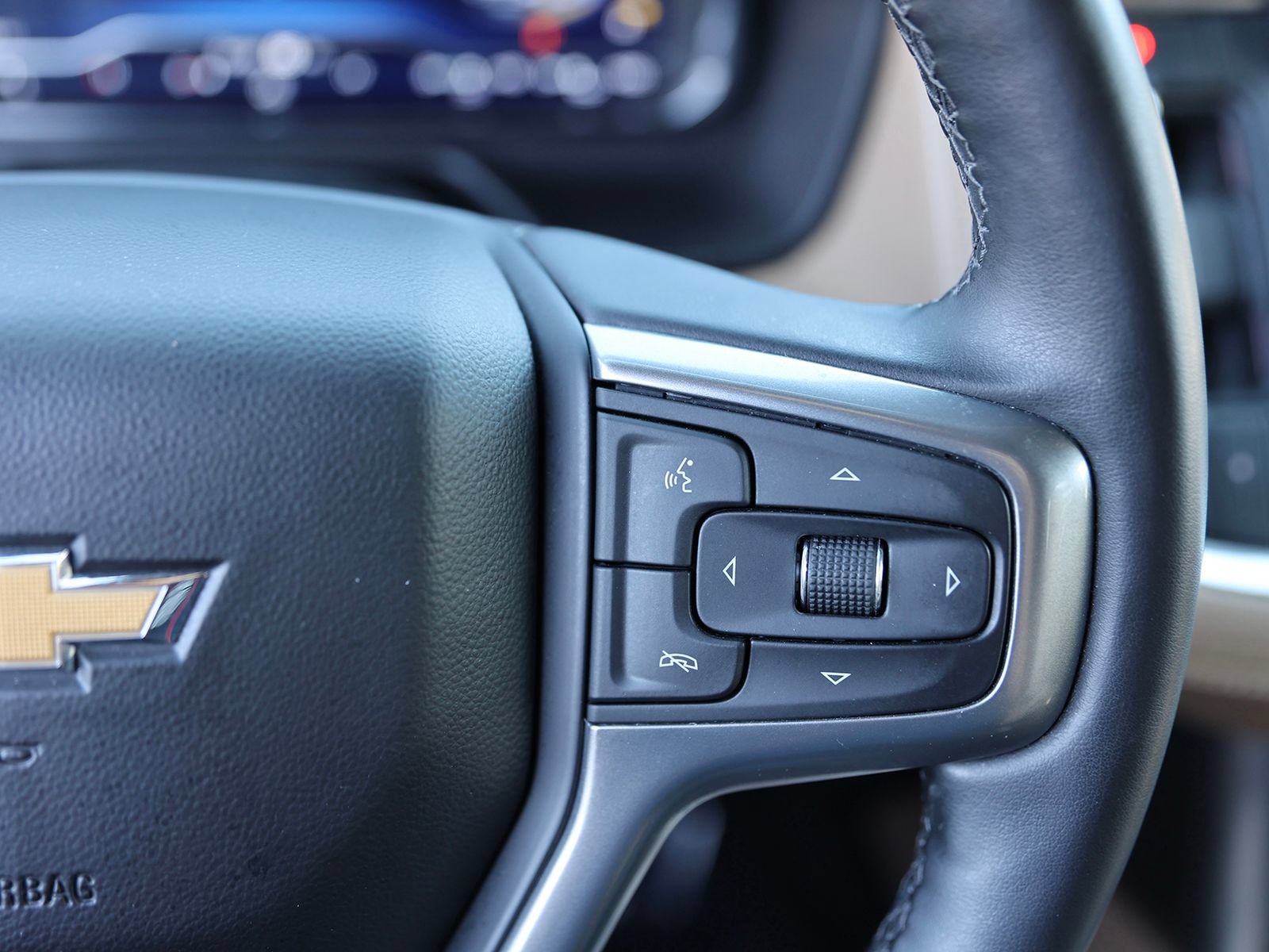 Used 2024 Chevrolet Tahoe Premier AWD/4WD image 44