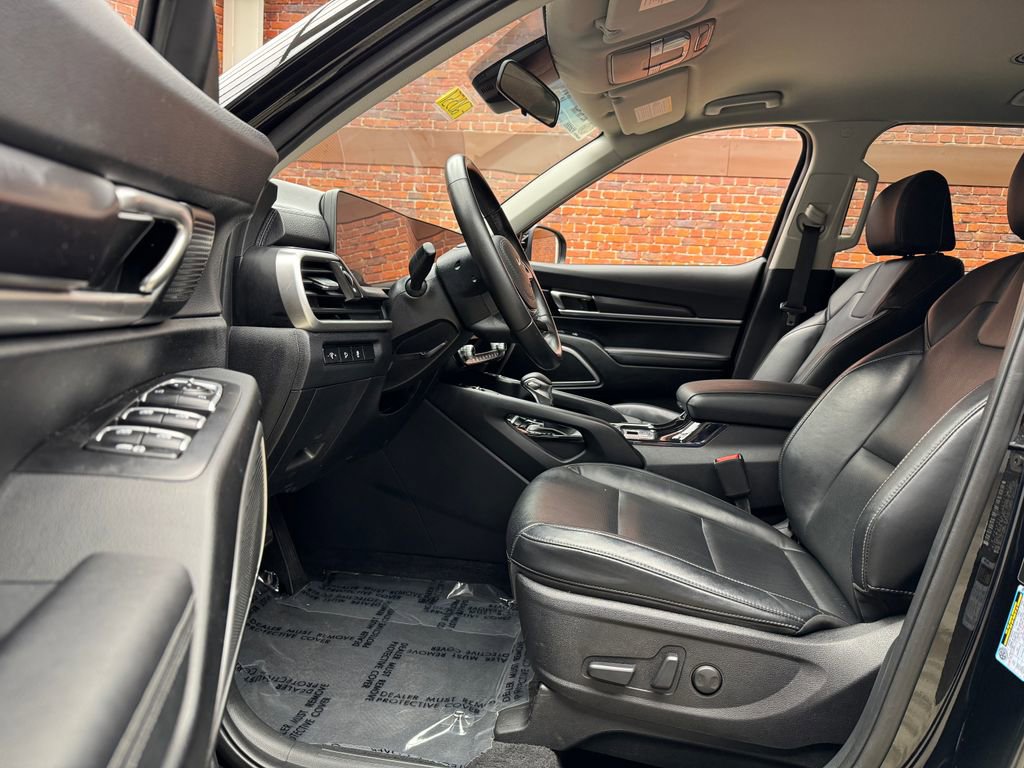 Used 2023 Kia Telluride S AWD/4WD image 23