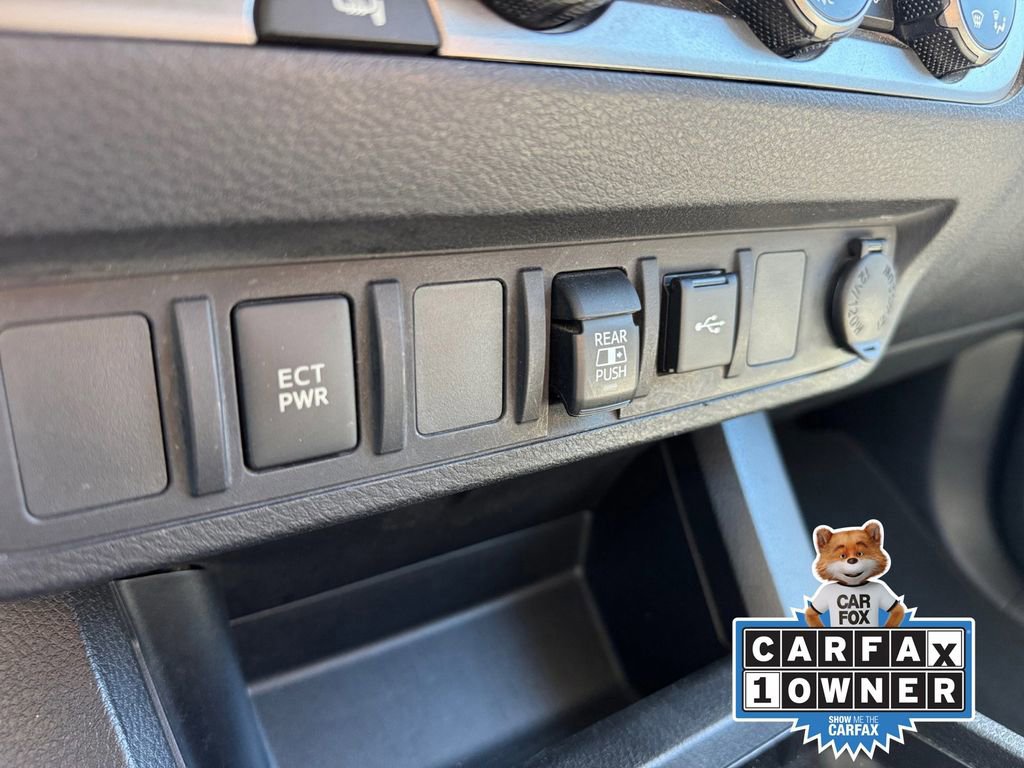 Used 2020 Toyota Tacoma SR5 RWD image 31